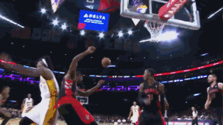 西甲战报：斯威德伯格梅开二度，九人皇马0-2塞尔塔（西甲快讯：斯威德伯格双响，皇马九人作战0-2负塞尔塔）