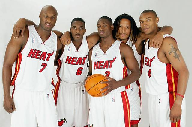 球报：特林康与葡萄牙体育续约谈判遇阻，经济要求成主要障碍（《球报》：特林康与葡萄牙体育续约谈判受阻，财务条件成最大阻碍）